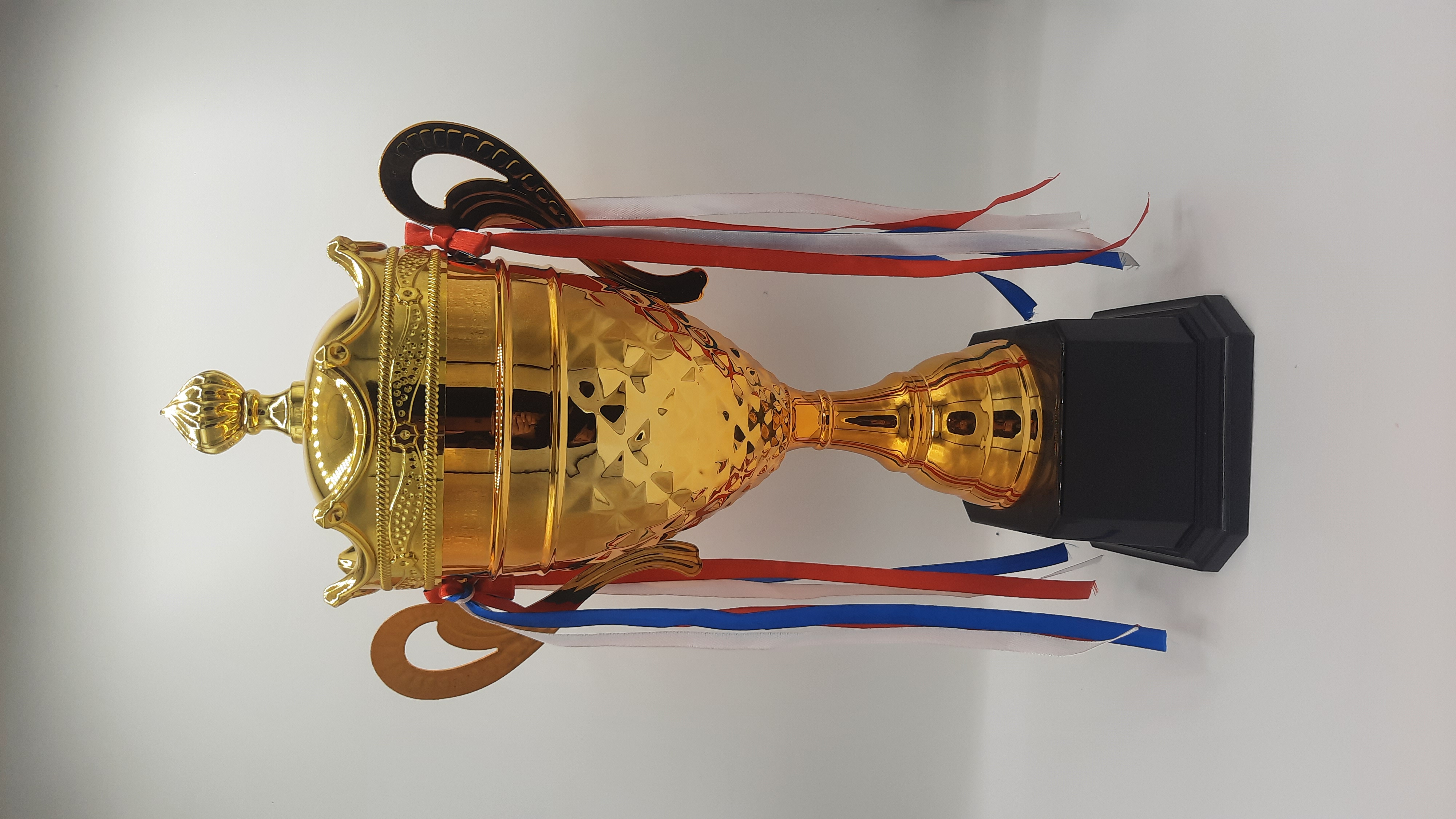 كاس رياضي ذهبي